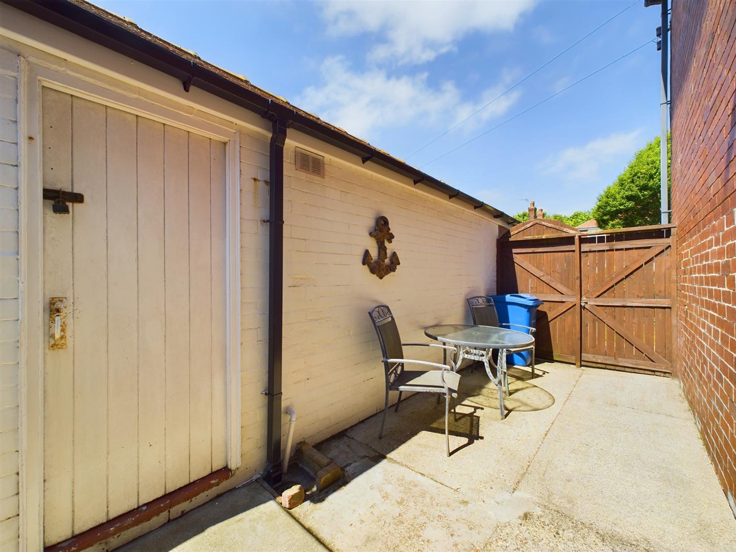 Eighth Avenue, Bridlington Belts Estate Agents